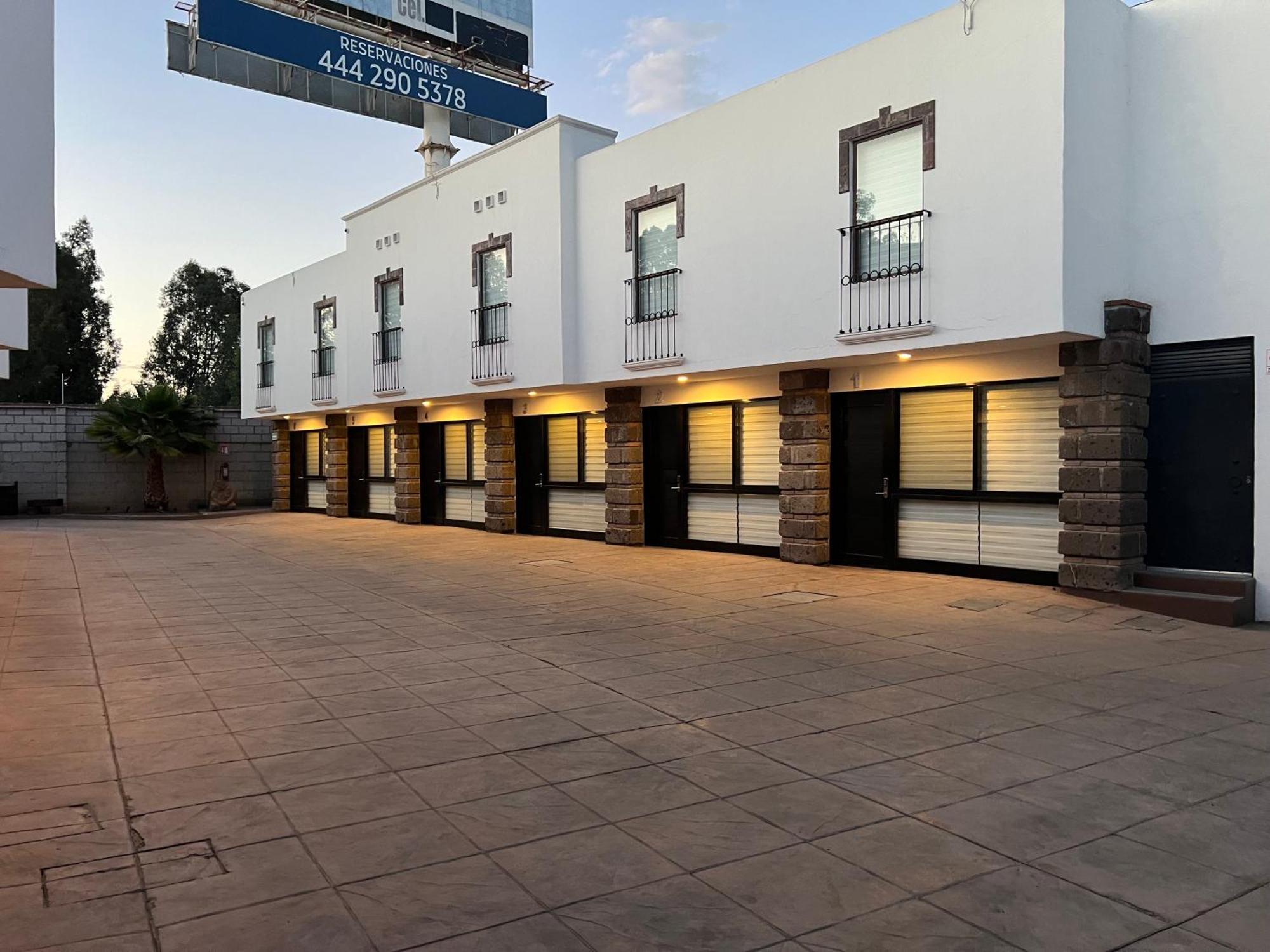 Qa Hotel San Luis Potosí Eksteriør billede